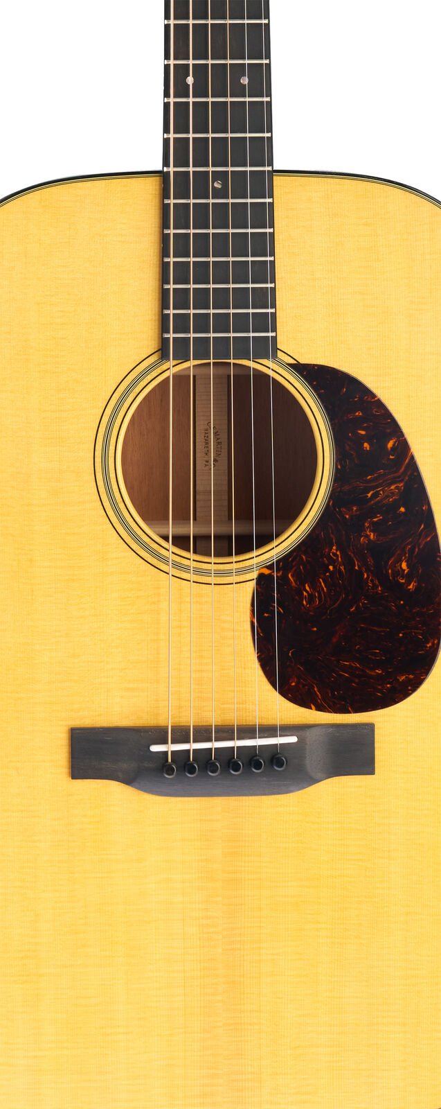 https://www.martinguitar.com/dw/image/v2/BGJT_PRD/on/demandware.static/-/Sites-martin-master-catalog/default/dw455d4705/images/000-18/10Y2500018/10Y2500018_t.jpg?sw=1600&sh=1600&sm=fit