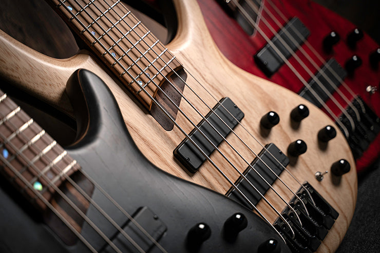 CORT B4 ELEMENT ARTISAN SERIES 4-STRING BASS GUITAR