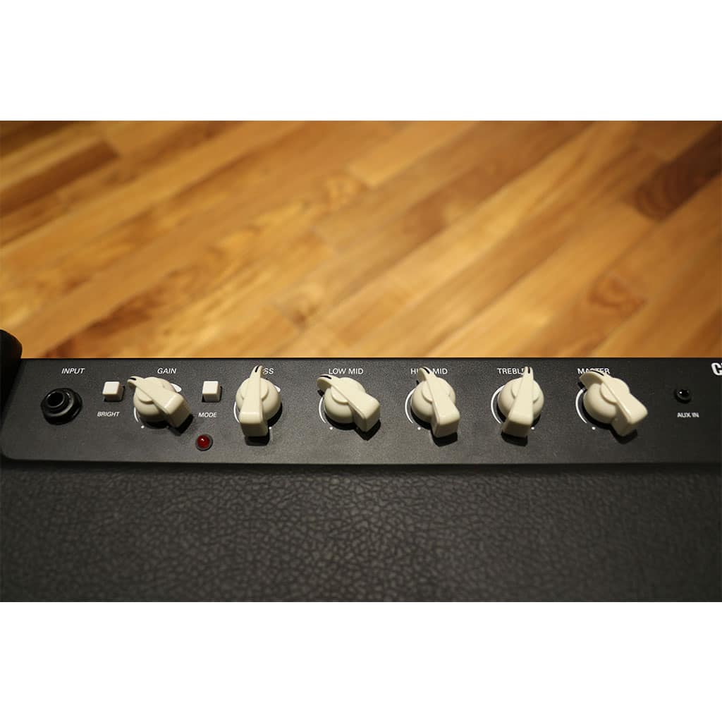 Cort CM150B – 150W Bass Guitar Amplifier