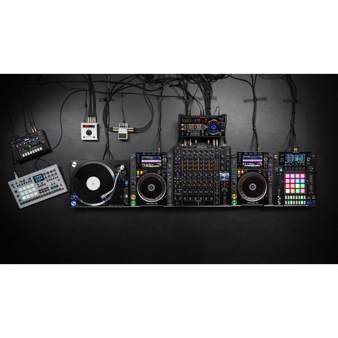 Pioneer DJ DJM-V10-LF Creative Style 6-channel Professional DJ Mixer