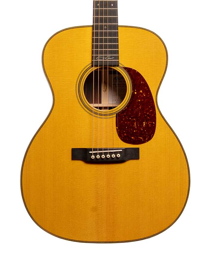 https://cdn.shopify.com/s/files/1/2703/8412/products/Guitar1FrontBottom_7a25569c-3013-45ea-8328-5cb54bc5359d.jpg?v=1637908287
