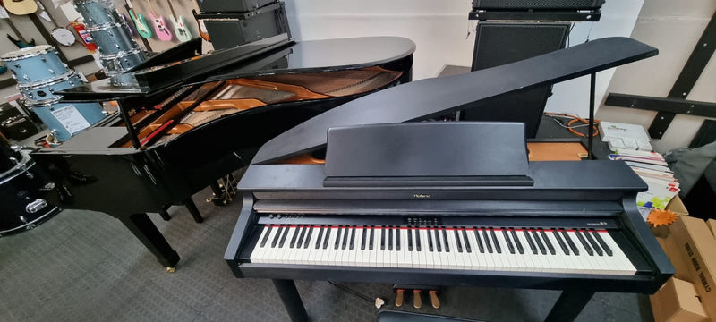 ROLAND RG-1F DIGITAL GRAND PIANO WITH BENCH - SECOND HAND
