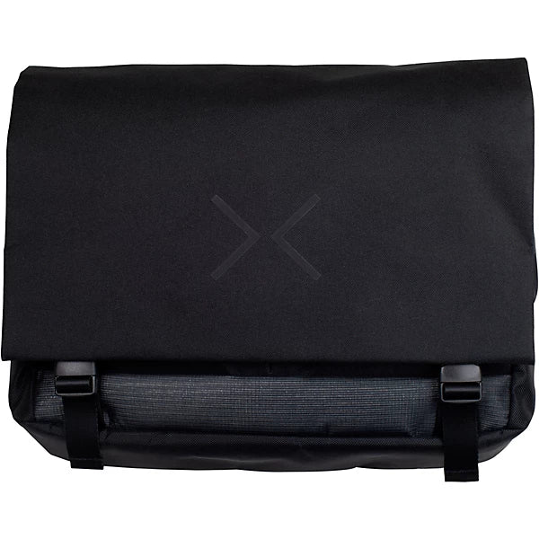 https://www.marshallmusic.co.za/wp-content/uploads/2025/09/Line-6-HX-Messenger-Bag3.webp