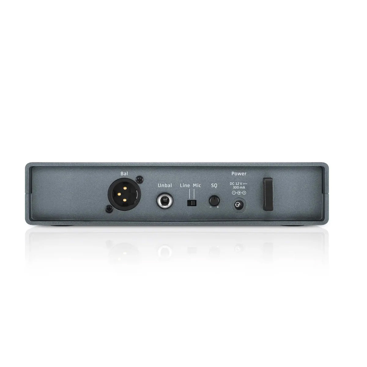 https://cdn.shopify.com/s/files/1/0575/2016/0917/files/Sennheiser-XSW-1-825-B-Wireless-Handheld-Vocal-Set_image2.jpg?v=1774357572