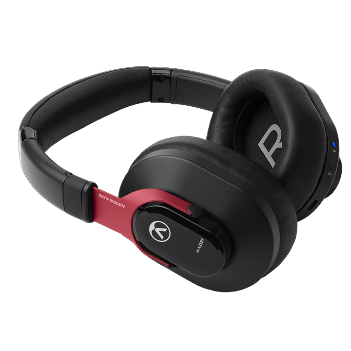 https://austrian.audio/wp-content/uploads/2024/05/Slider-Image-6-Hi-X25BT-2.png
