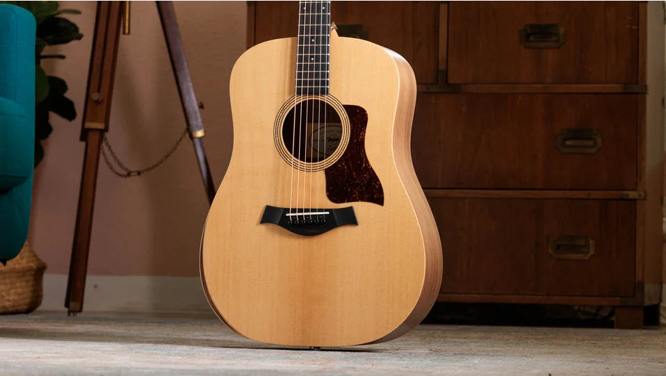Taylor Academy 10e Acoustic-Electric Guitar - Natural