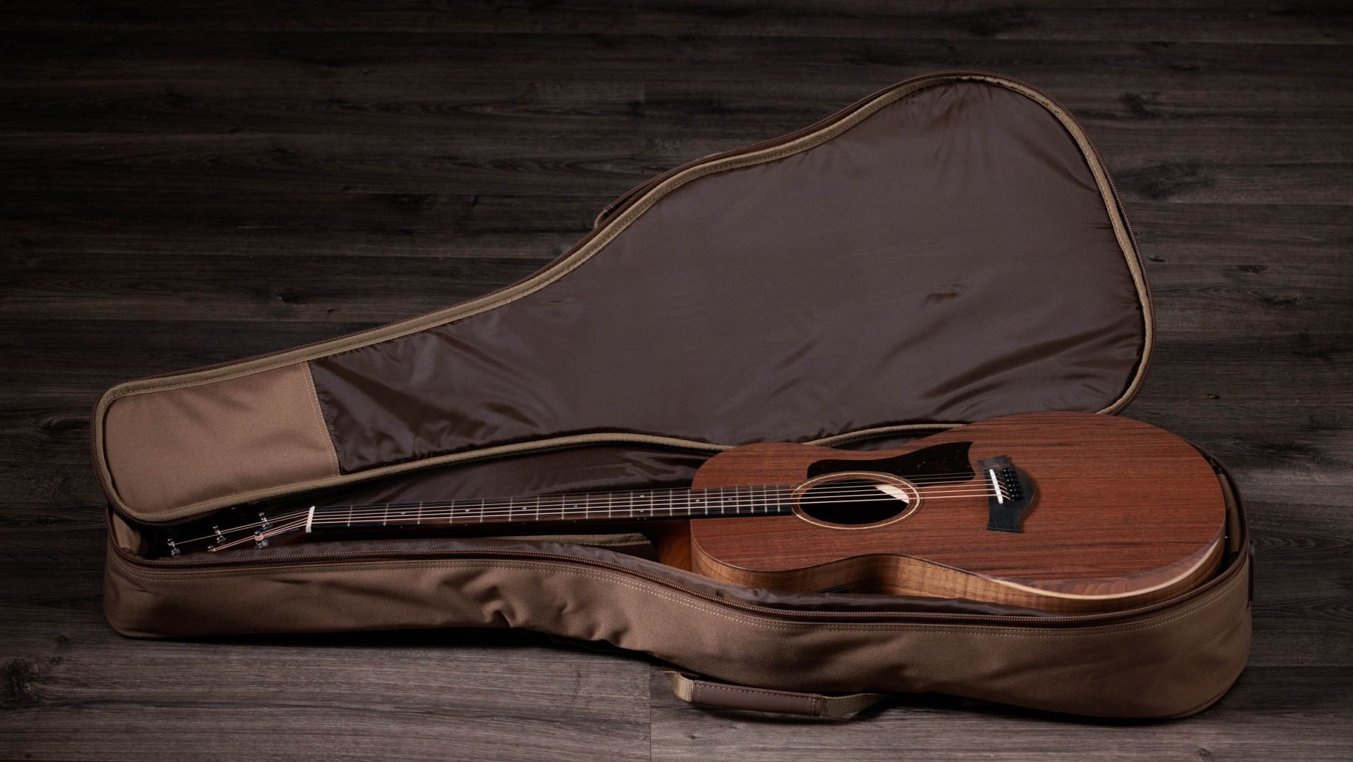 Taylor Academy 22e – Acoustic-Electric Guitar