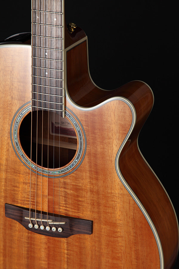 https://s3.amazonaws.com/busites_www/takamine/content/galleries/da5189a25dff.jpg