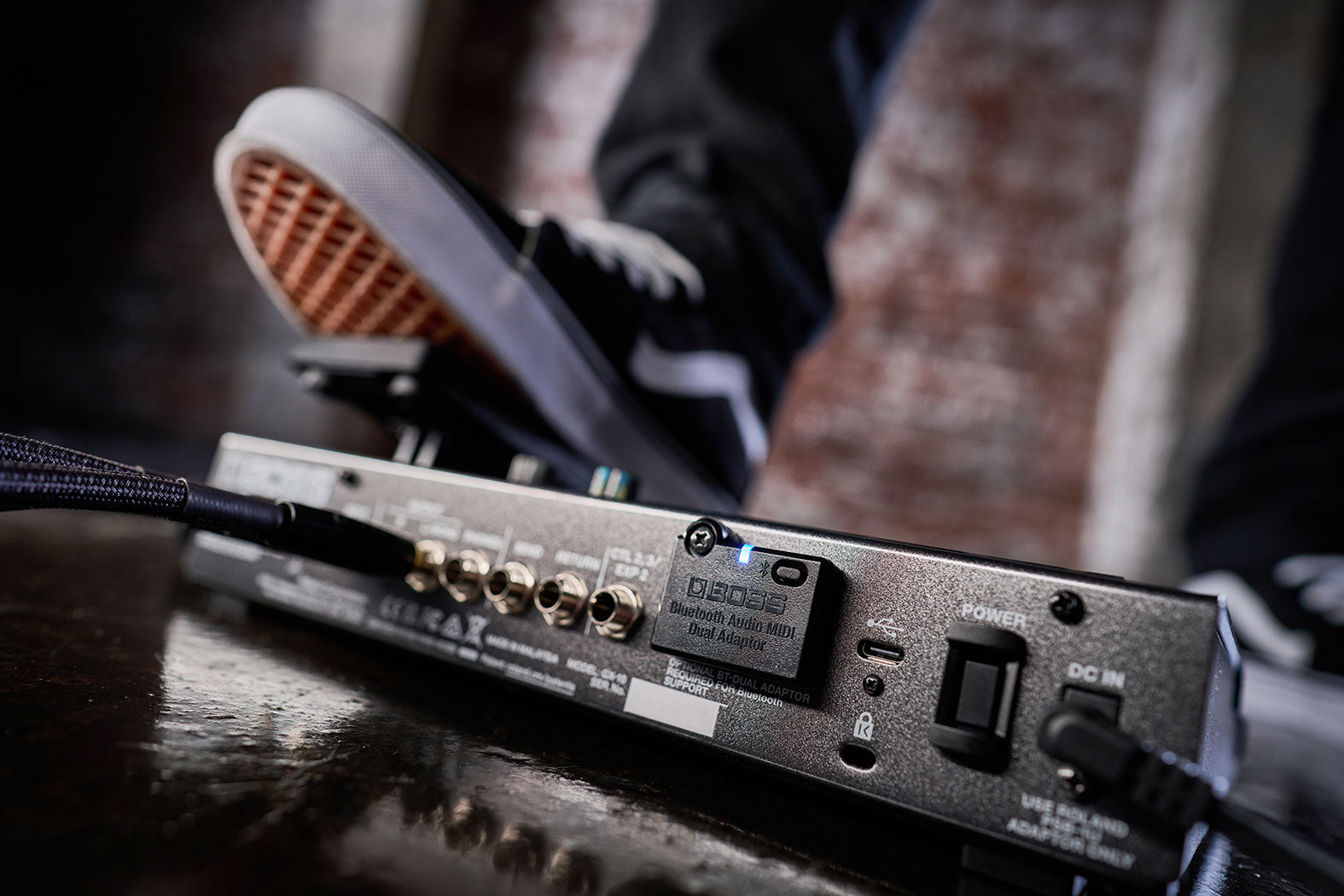 BOSS GX-10 Guitar & Bass Multi-Effects Processor