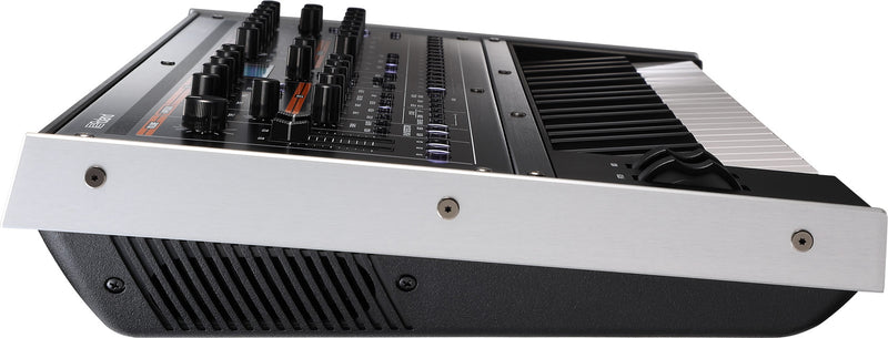 ROLAND PRO JUPITER-XM PERFORMANCE & PRODUCTION SYNTHESIZER