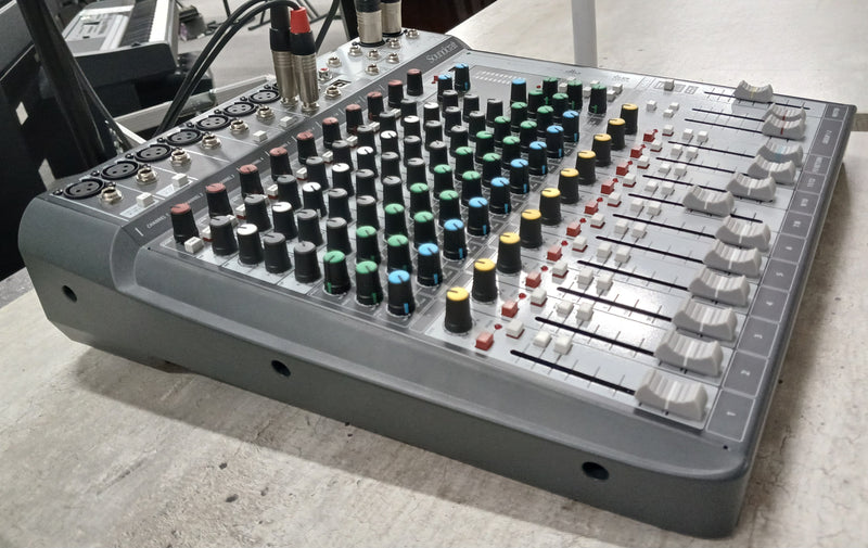Soundcraft Signature 12 Compact 12-Channel Analog Mixer - Second Hand