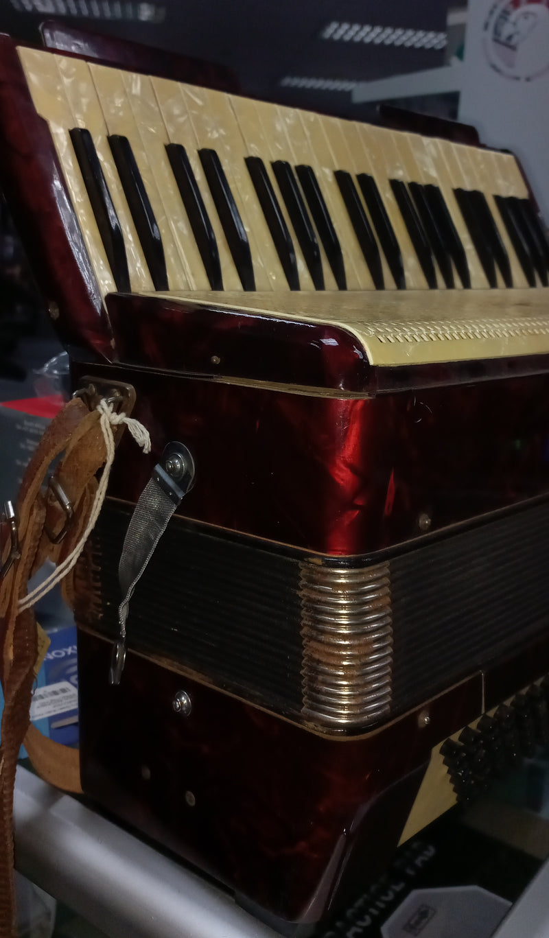 HOHNER ACCORDIAN - SECOND HAND