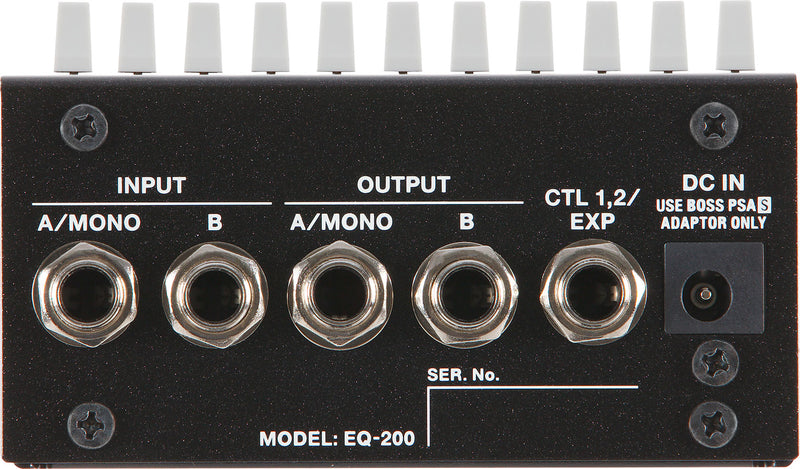 BOSS (EQ-200)  GRAPHIC EQUALIZER EFFECTS PEDAL