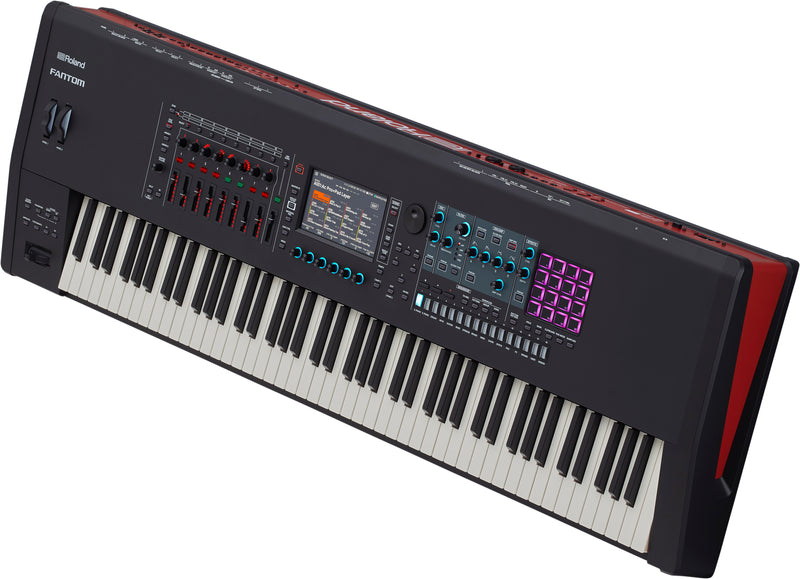 ROLAND FANTOM 8 SYNTHESIZER